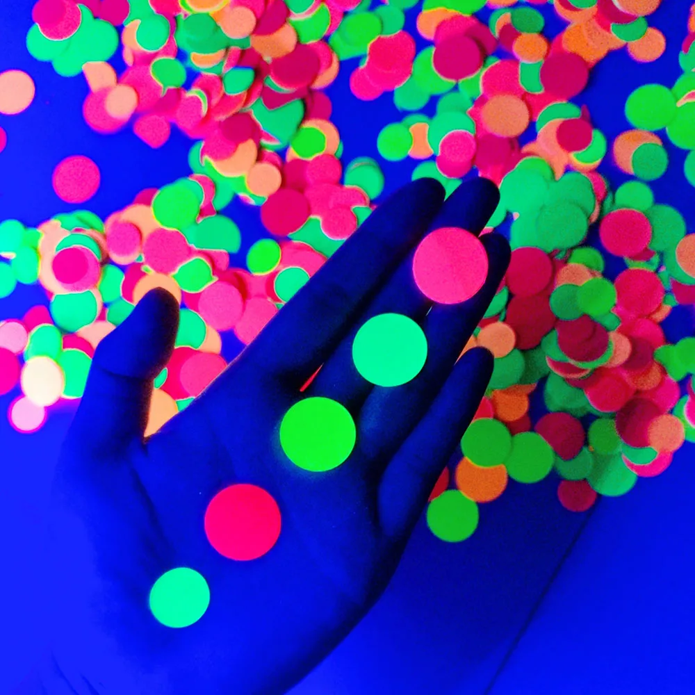 Uv Glow Accessori Per Feste Neon Round Confetti Glow Circle Dots Decorazione Al Neon Glow In The Uv Party Per La Festa Di Compleanno Di Nozze