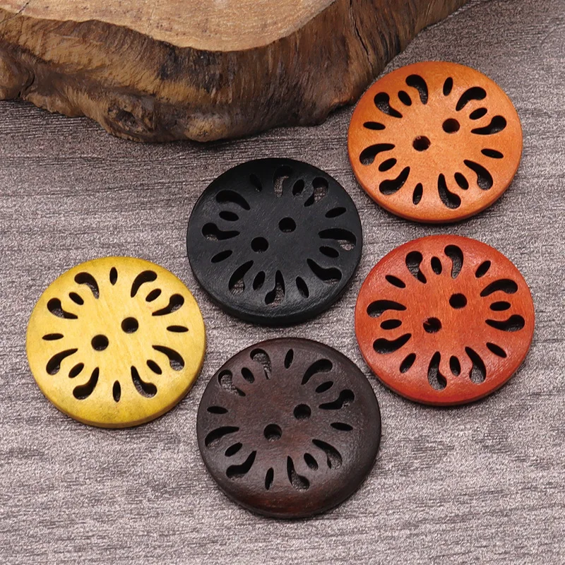 20 개/몫 15-38mm 레이저 새겨진 중공 나무 단추 셔츠 스웨터 어린이 재킷 니트 나무 단추 N625