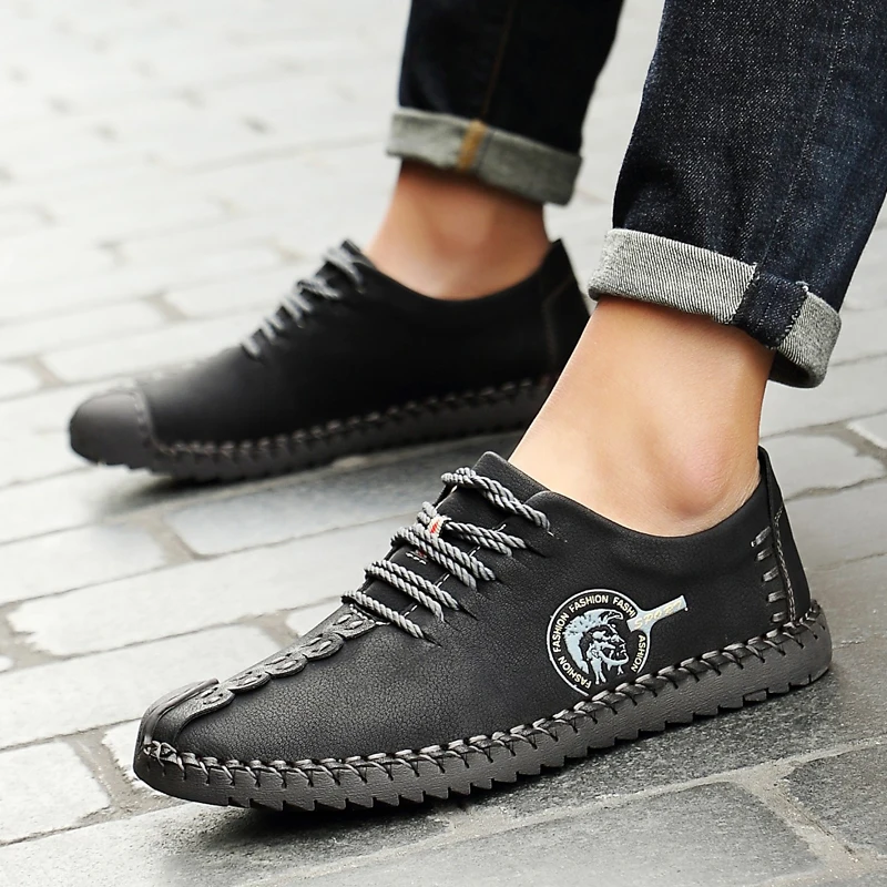 Cheap Men Flat Loafer Classic Split Leather Casual Shoes Male Hand Made Soft Moccasins Shoes Hot Sale Office Driver Shoes Light