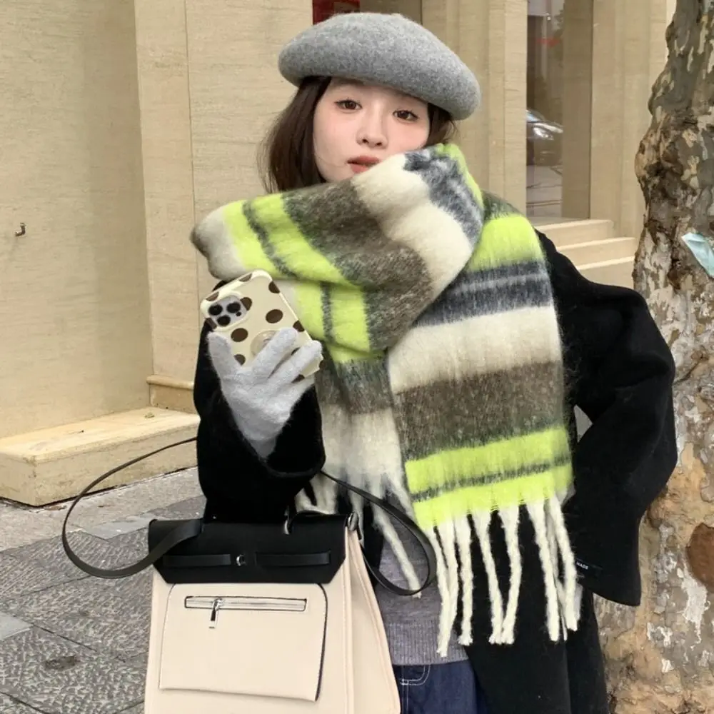 

Winter Women's Cashmere Scarf New Multicolor Luxury Mohair Rainbow Scarives Tassels Korean Version Warmth Stripes Shawl