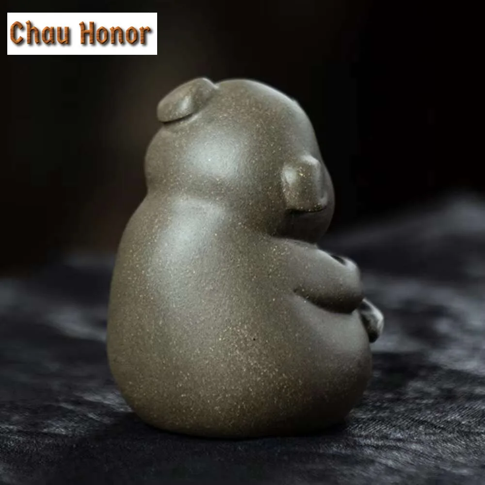 Handmade Twelve Zodiac Teapet Chinese Yixing Zisha Tea Play Figurine Creative Dog Eyes Staring Dogs Sculpture Table Decorations