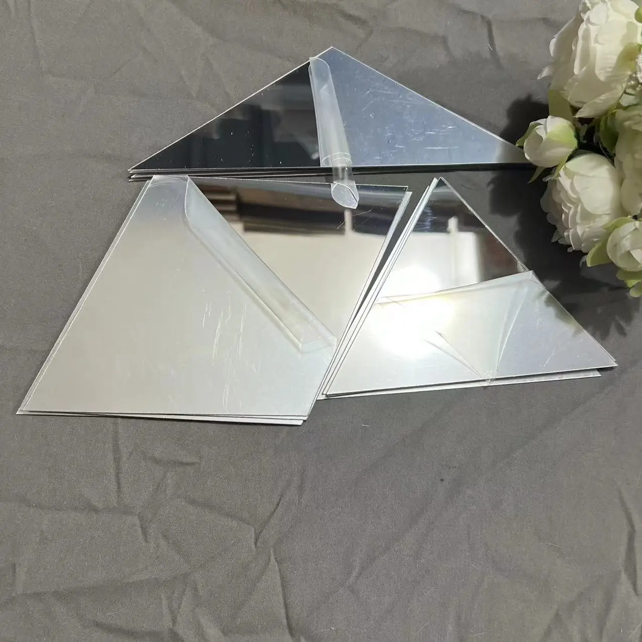 3/6pcs 3D Mirror Stickers Acrylic Triangles Self-adhesive Diamonds DIY Wall Mirror Stickers for Living Room Home Decor