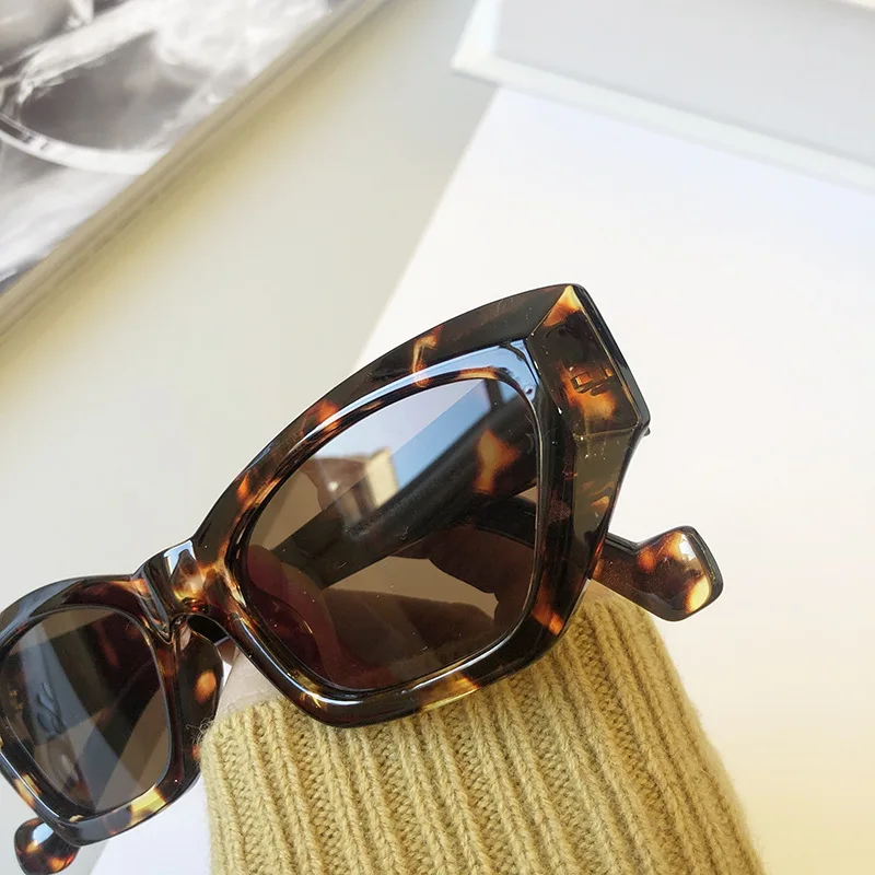 Vintage Sunglasses For Women Retro Fashion Cat Eye Sun Glasses Anti-UV Travel Fishing Eyewear UV400 Retro Wild Street Eyewear