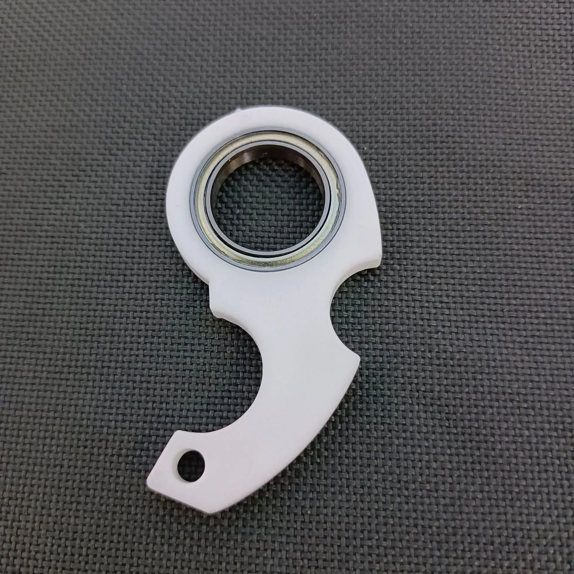 Decompression keychain fidget spinner second-generation fingertip rotation anti anxiety toy 4