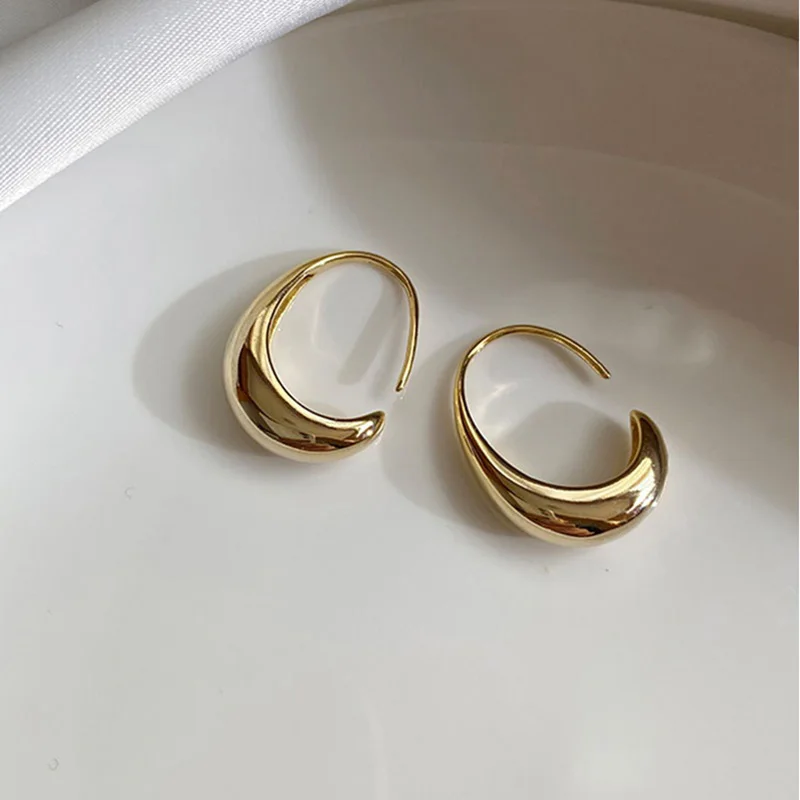

Piercing Ear Lobe Drop Earrings for Women Gold Color Metal Designer Half Round Chic Earing Personality Fashion Jewelry KCE011