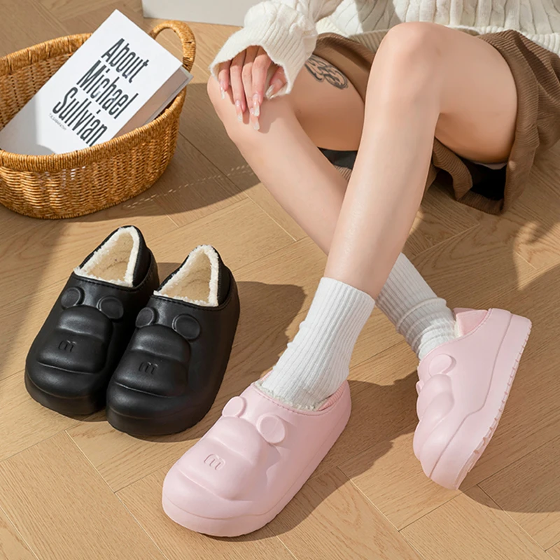 شباشب شتوية دافئة على شكل دب كرتوني للنساء خفيفة الوزن من مادة إي في إيه مقاومة للماء، شباشب منزلية داخلية للنساء، أحذية قطنية مريحة غير قابلة للانزلاق