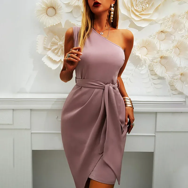 

2024 Elegant Fashion Inclined Shoulder Solid Dresses Women Asymmetrical Chic Sleeveless Belt Party Midi Dress New Casual Vestido