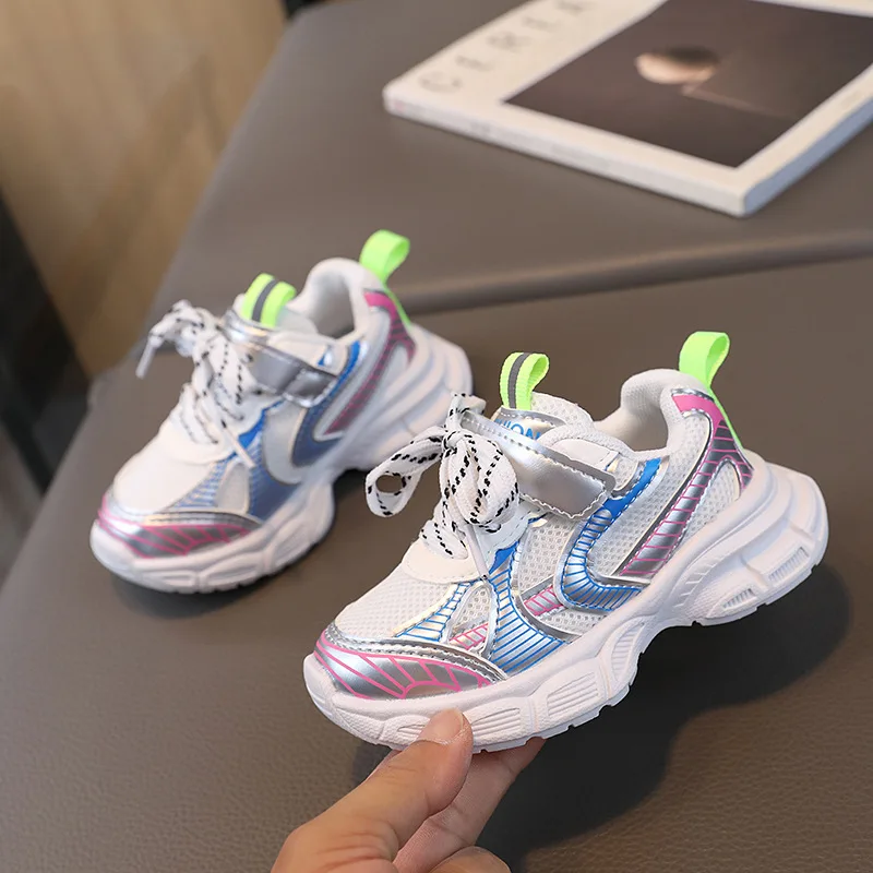 Рисунок 2 - Детские кроссовки