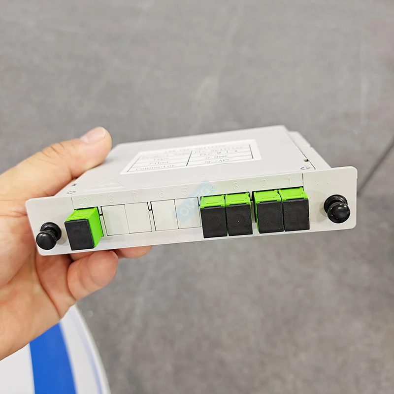 1X4 SC APC PLC Splitter Fiber Optical Box FTTH PLC Splitter Box With 1X4 Planar Waveguide Type Optical Splitter