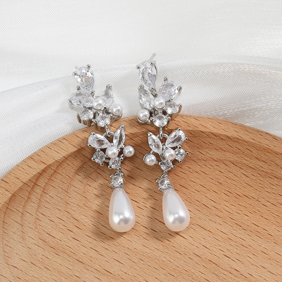 Luxury Imitation Pearl Long Dangle Earrings for Women
