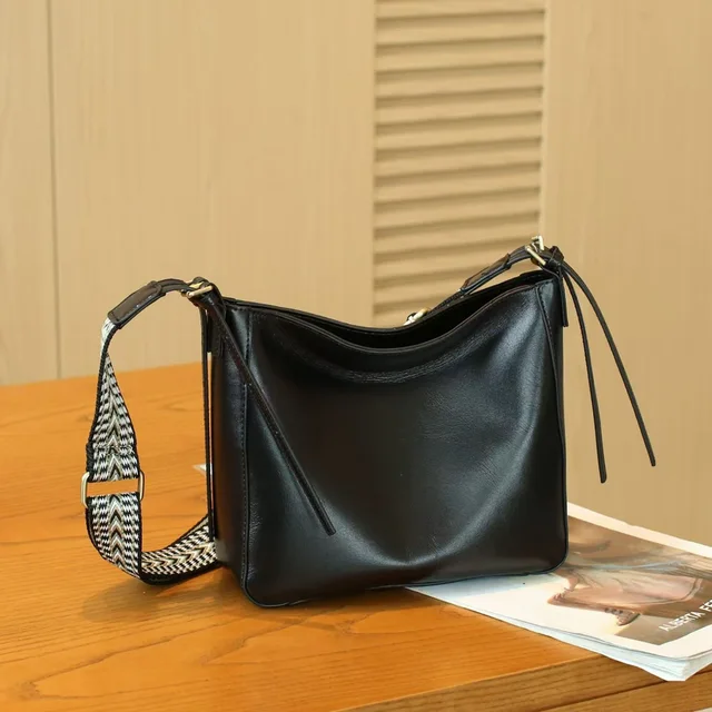 2026 hot sale vintage bucket Tote bags woman leather shoulder bag large capacity crossbody handbags female Hobo bag 2