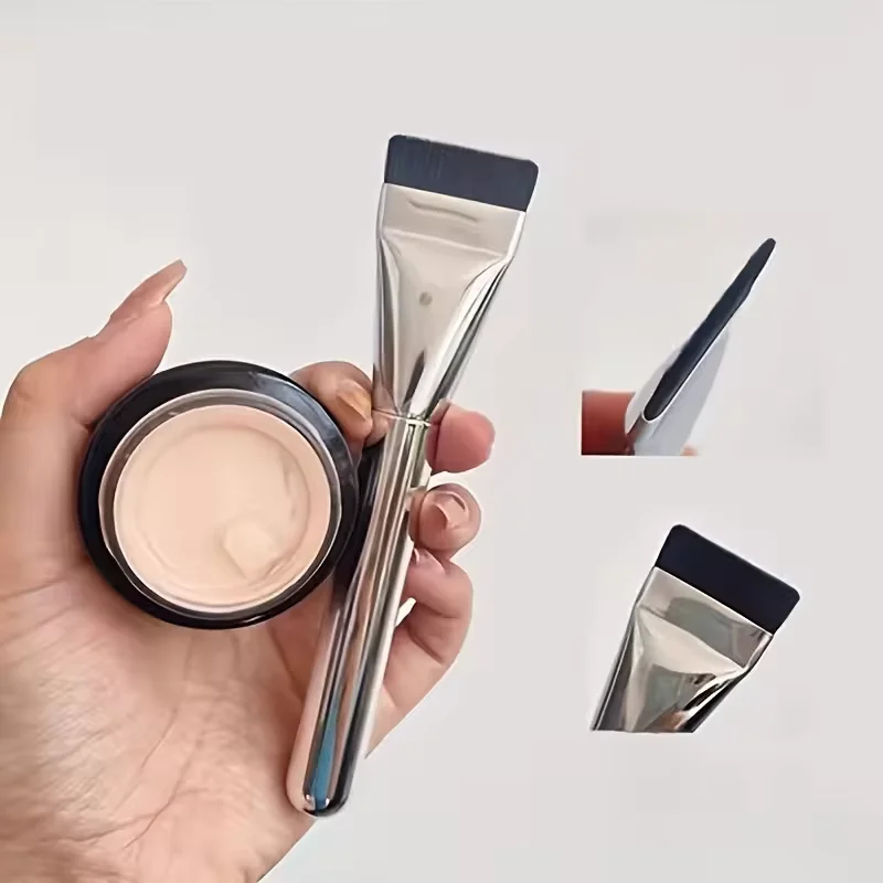 Multi-Use Foundation Ultra-Fine, Hypoallergenic Nylon Bristle Oval Foundation Brush - Perfect for Face Makeup Puff Concealer