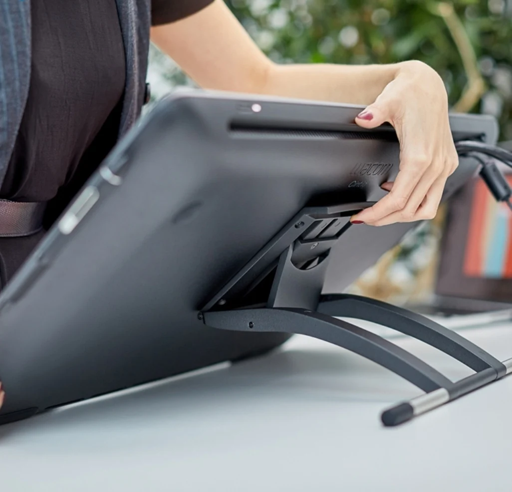 Wacom Cintiq 16 (DTK1660)+正規スタンド 楽天市場】Wacom Cintiq 16 (DTK1660K0D) スタンド/フィルム