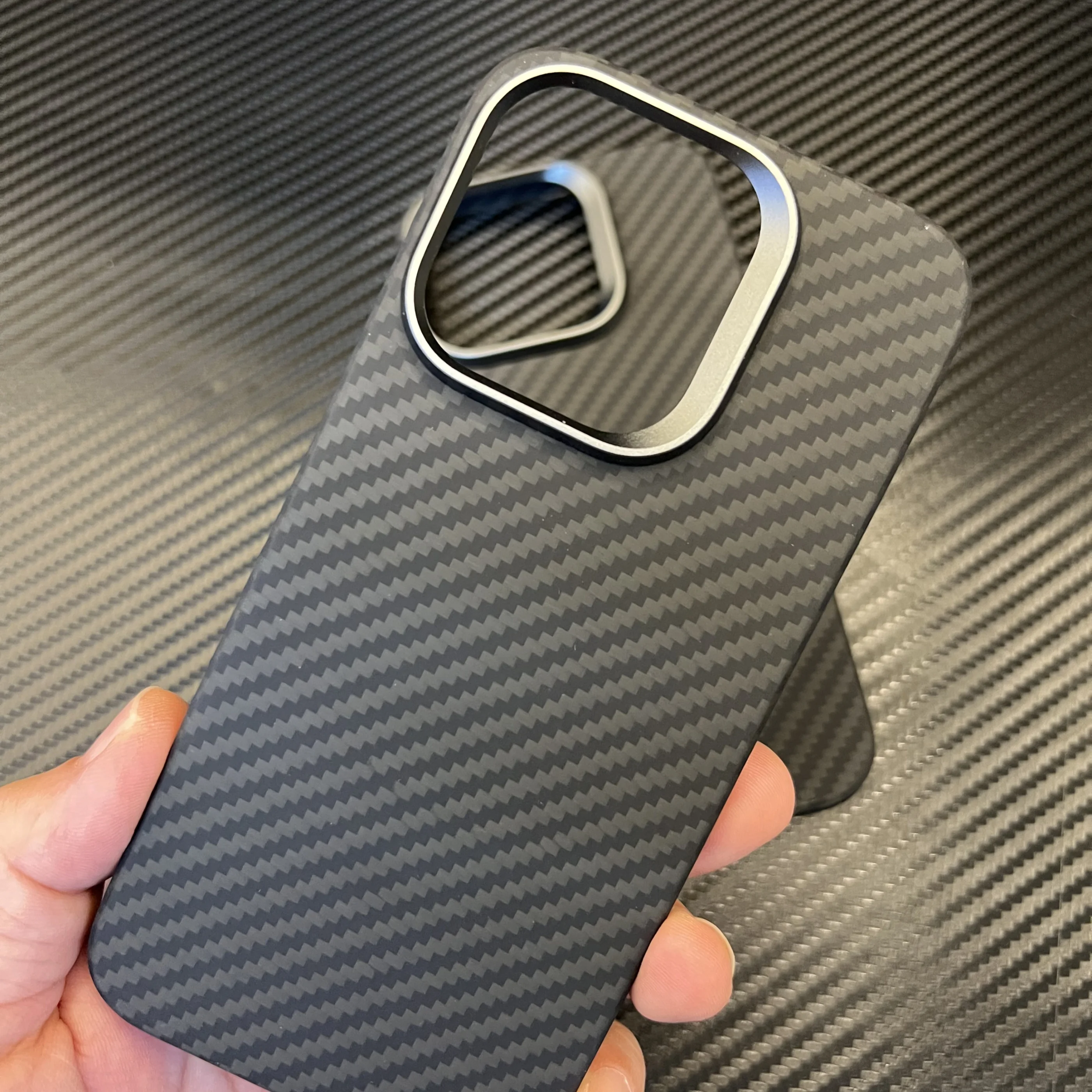 Deluxe Kevlar carbon fiber, ultra-thin magsefe 1500D protective mobile phone case for iPhone 15Pro anti-drop case