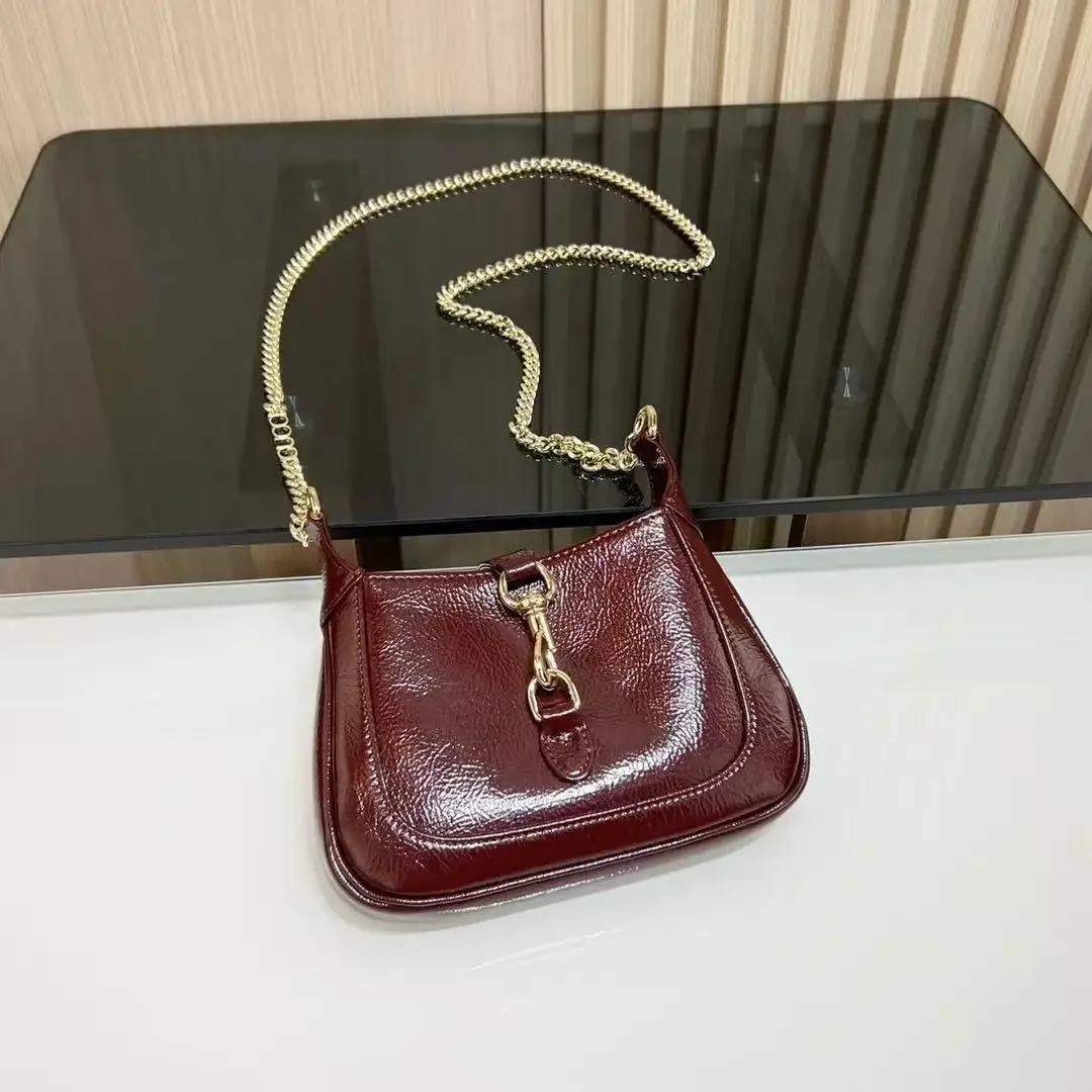 Her Private Resolve Handbag