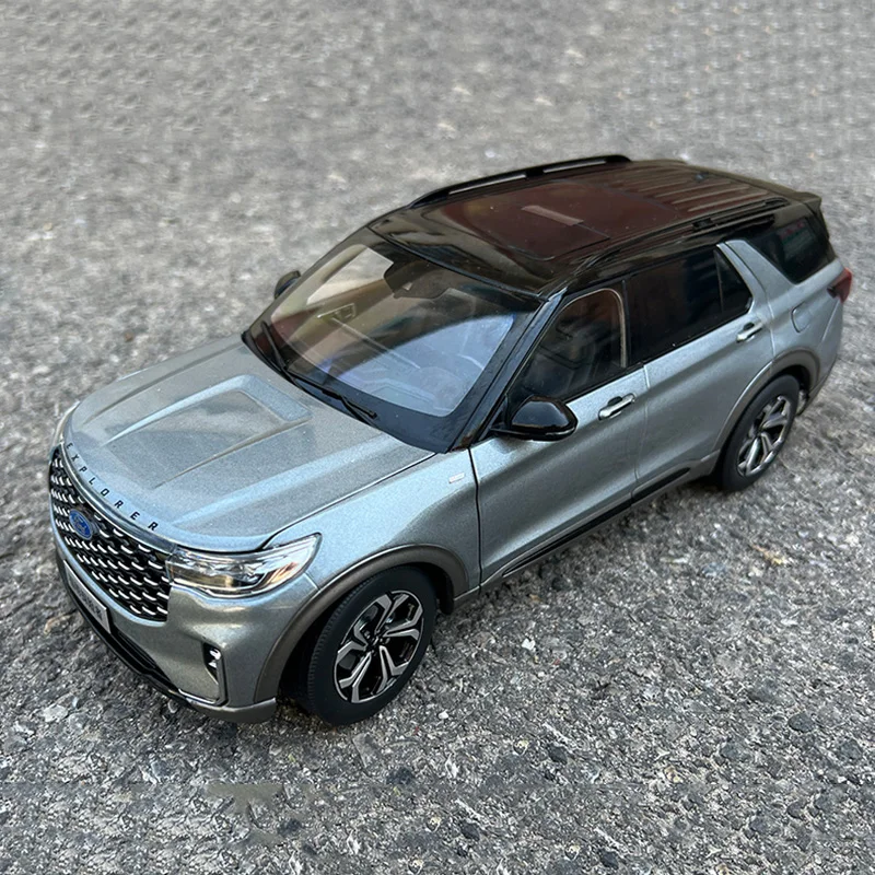 

Diecast Alloy 1:18 Scale 2023 6th Generation Ford EXPLORER Off-road SUV Car Model Adult Toy Collection Display Ornament Souvenir