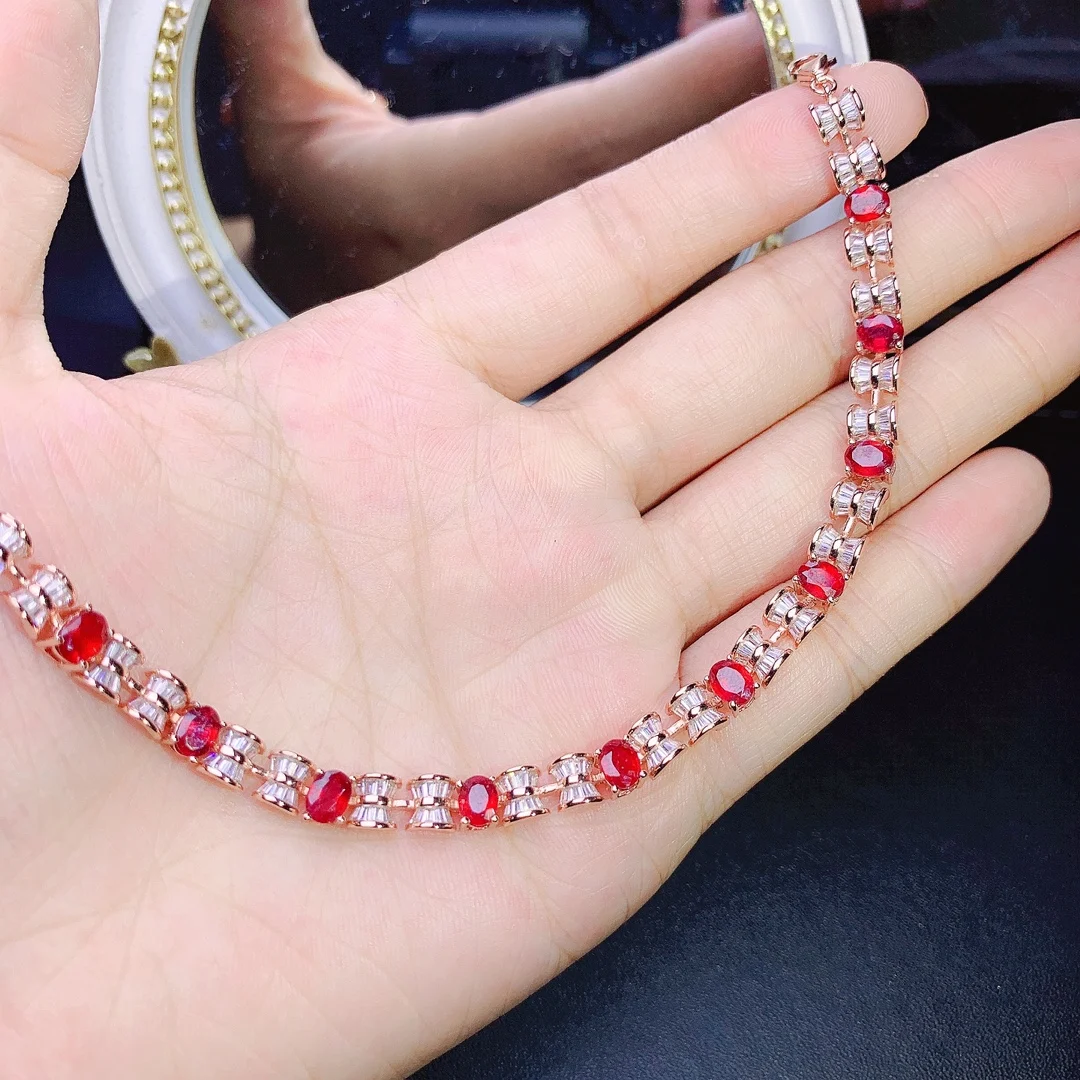 

Jewelry Luxury 925 Sterling Silver Luxury Bracelet Pigeon Red Blood Crystal Clean female Ruby Bracelet Gem Bag Mail Boutique