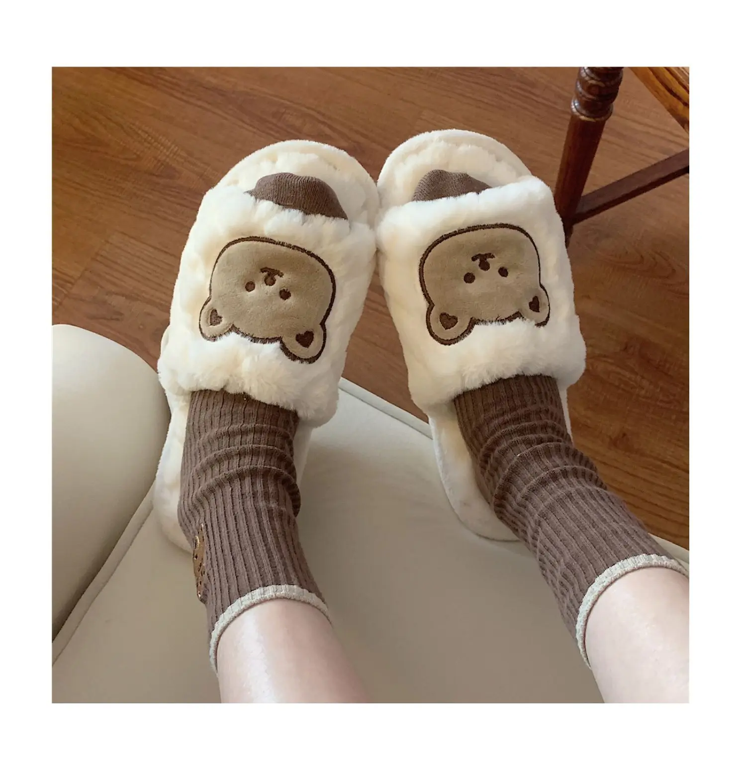 thumbnail image 3 of Pantuflas de algodón de moda para mujer, pantuflas de punta abierta con una sola palabra, para invierno, para el hogar, antideslizantes, cálidas y bonitas, para interiores y exteriores, de piel, 3 of 6