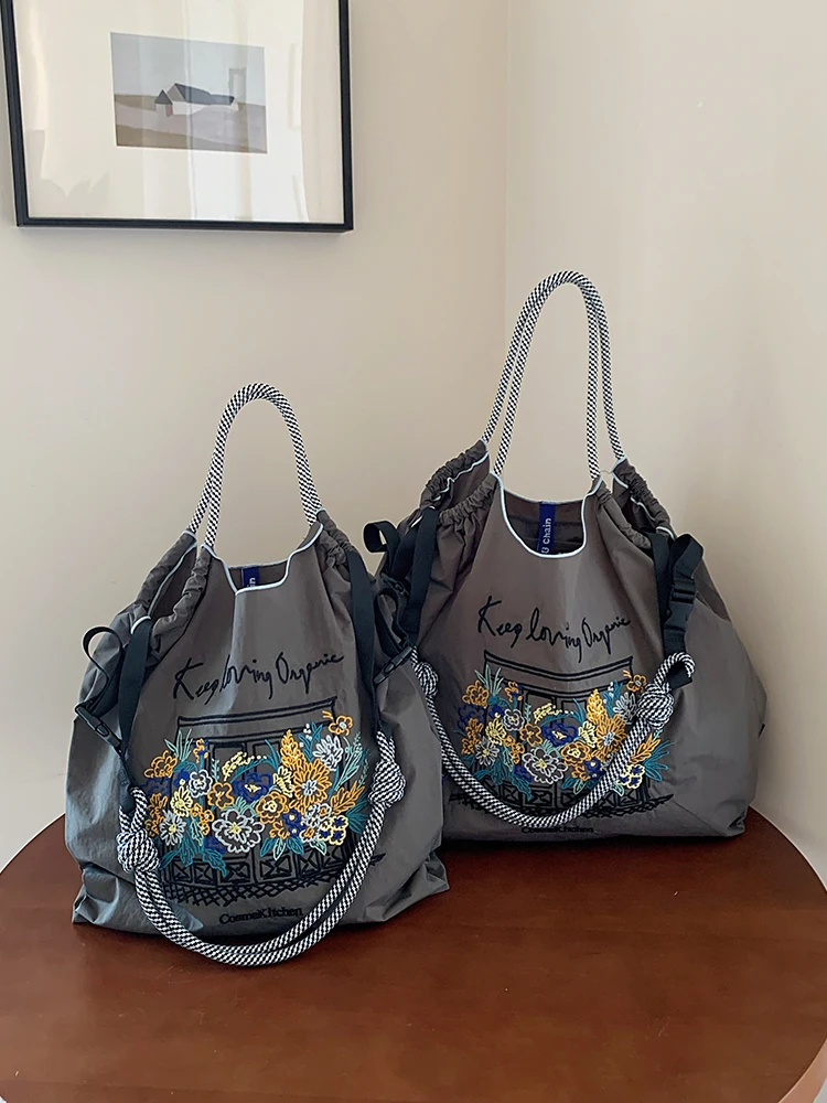 Women's shopping bag, nylon bag, cloth bag, ethnic style, embroidered window cut pattern, Bohemian style, large capacity Tote ba