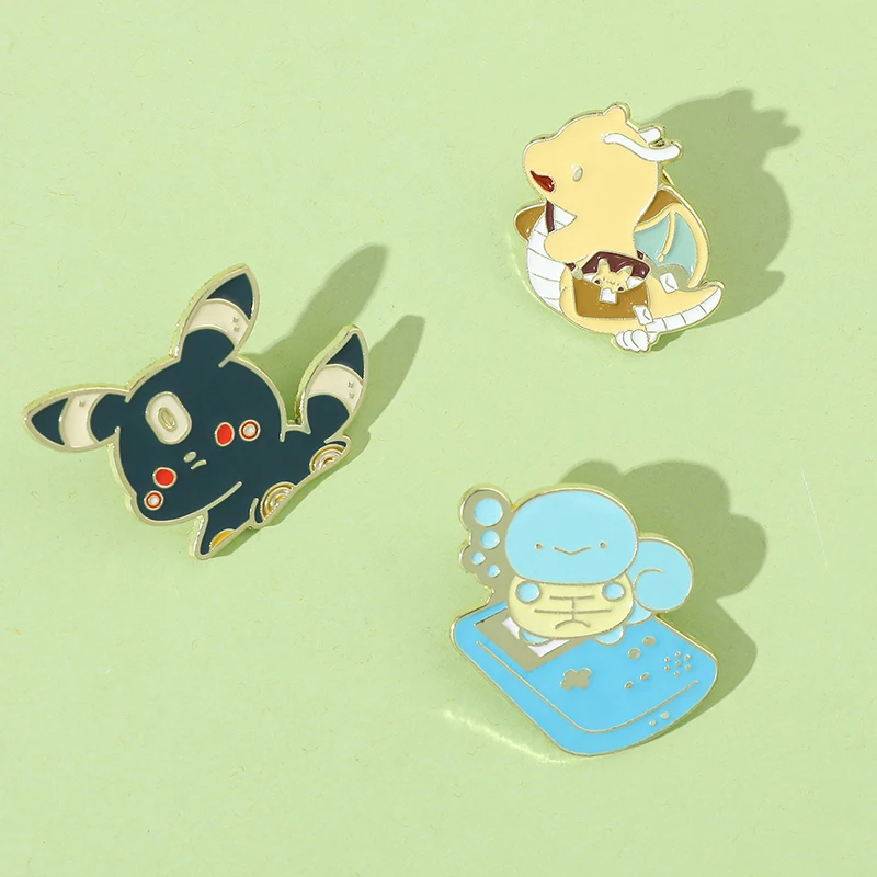 Cartoon Anime Pokemon Spilla Smaltata In Metallo Kawaii Umbreon Squirtle Dragonite Spilla Per Giacca Zaino Giocattolo Regali