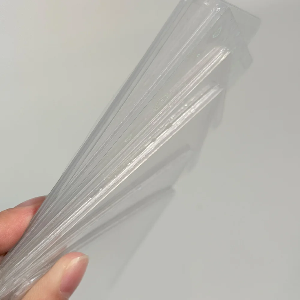 10개입 B8 사이드 오픈형 홀로그램 레이저 카드 슬리브 PVC 홀더 보호대 (TCG 카드용 단면 필름 포함) 3인치 포토카드