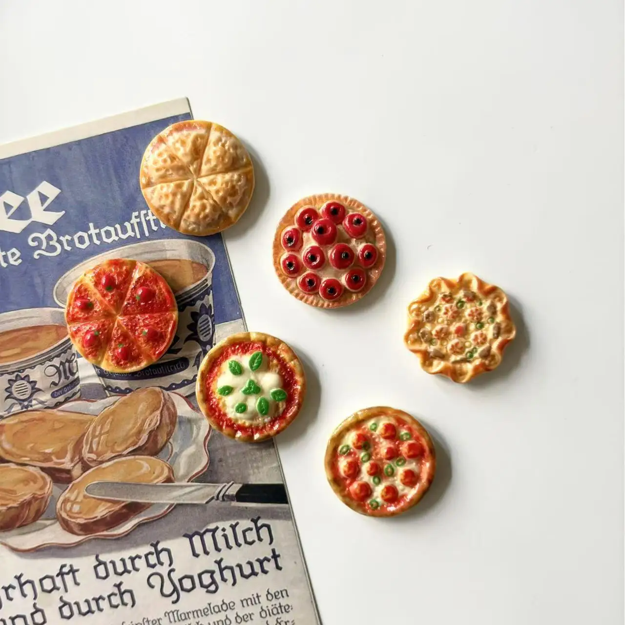 Magnetic Pizza-Themed Refrigerator and Kitchen Decor Plates