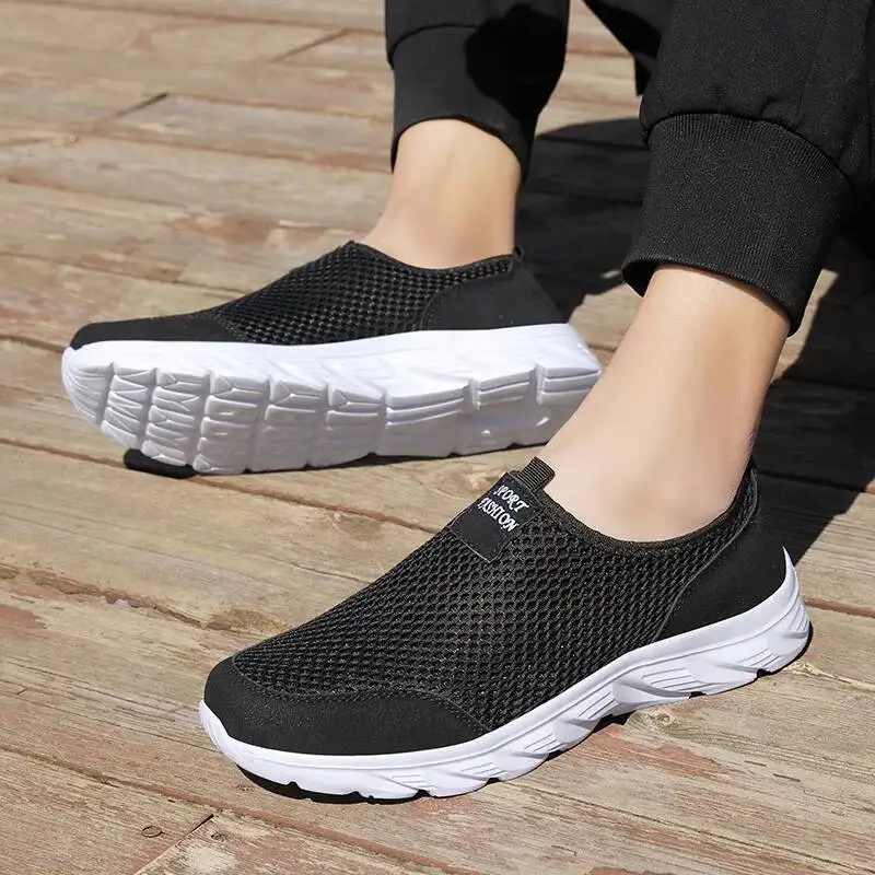 Classic Men's Breathable Mesh Casual Running Sneakers
