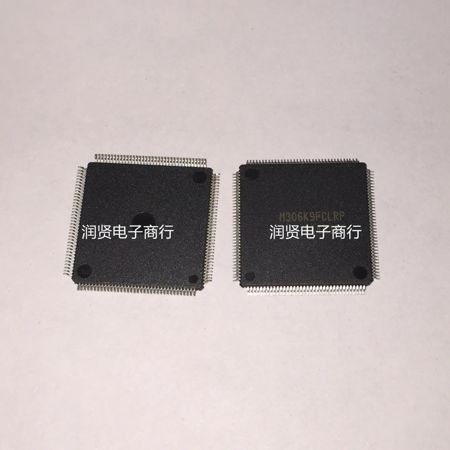 

2 шт. M306K9FCLRP M306K9 QFP новый оригинальный