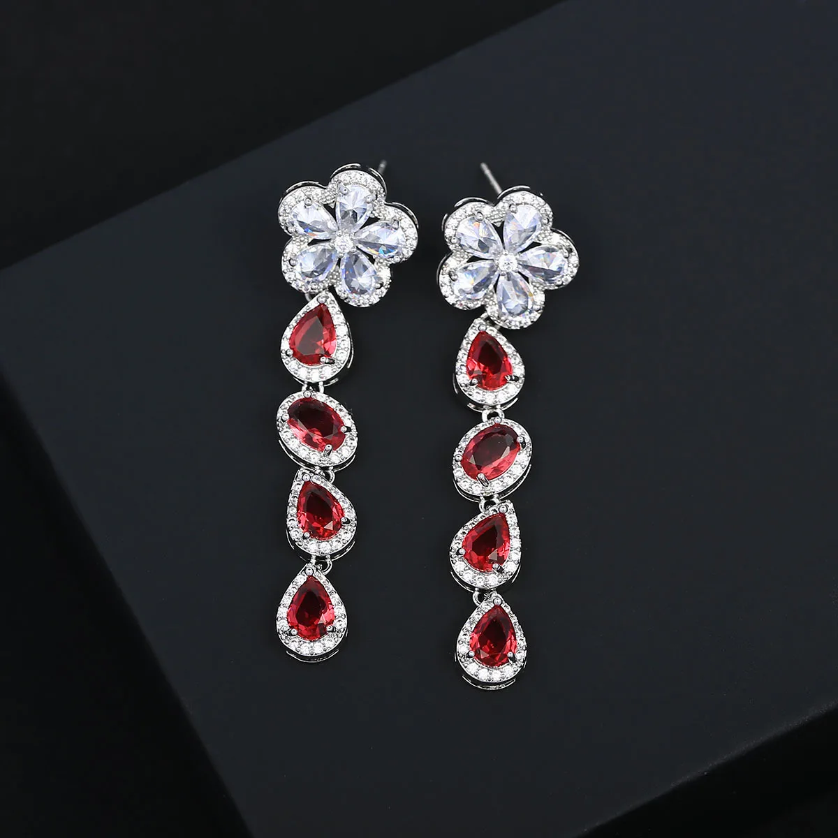 2023 New Luxury Cubic Zirconia Flower Drop Earrings for Women Waterdrop Crystal Wedding Party Banquet Korea Fashion Jewelry Gift