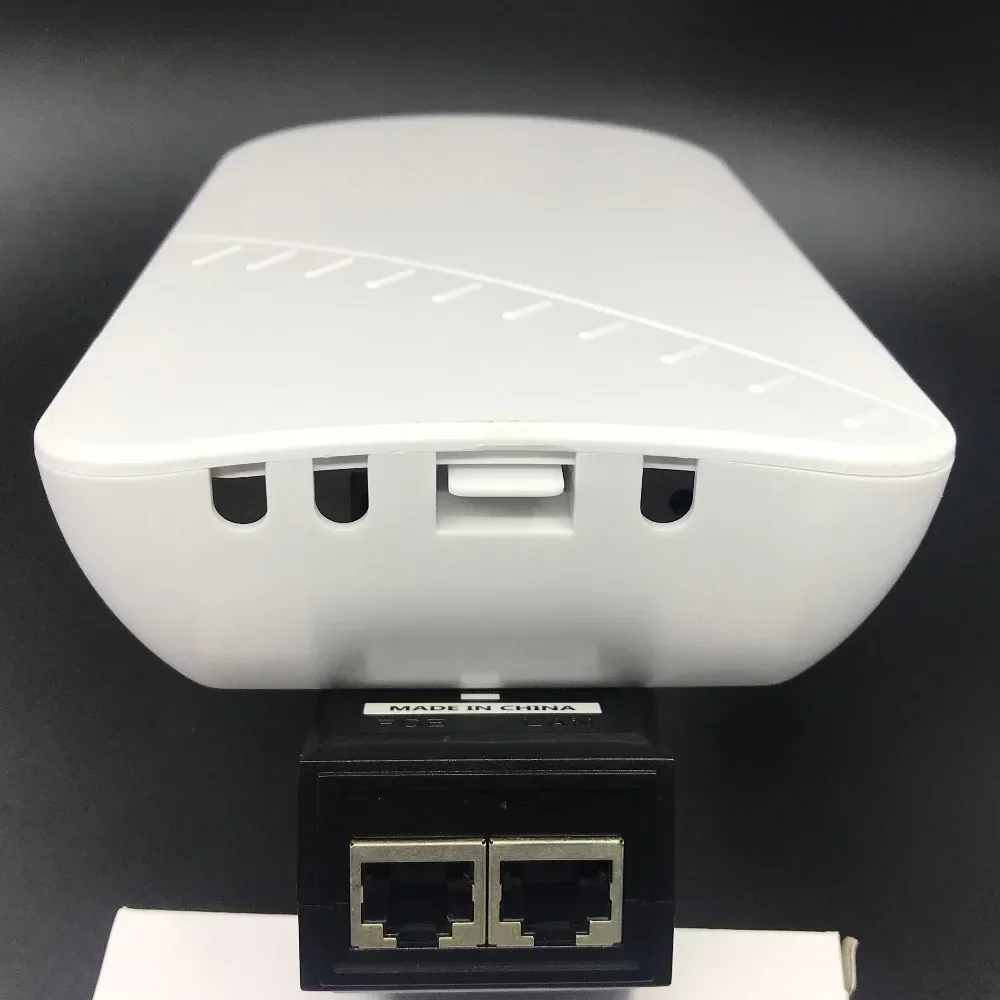 High Power 300mbps 5.8ghz CPE Wireless WIFI Router WIFI Repeater Long Range Outdoor Bridge for long distance wifi transmit