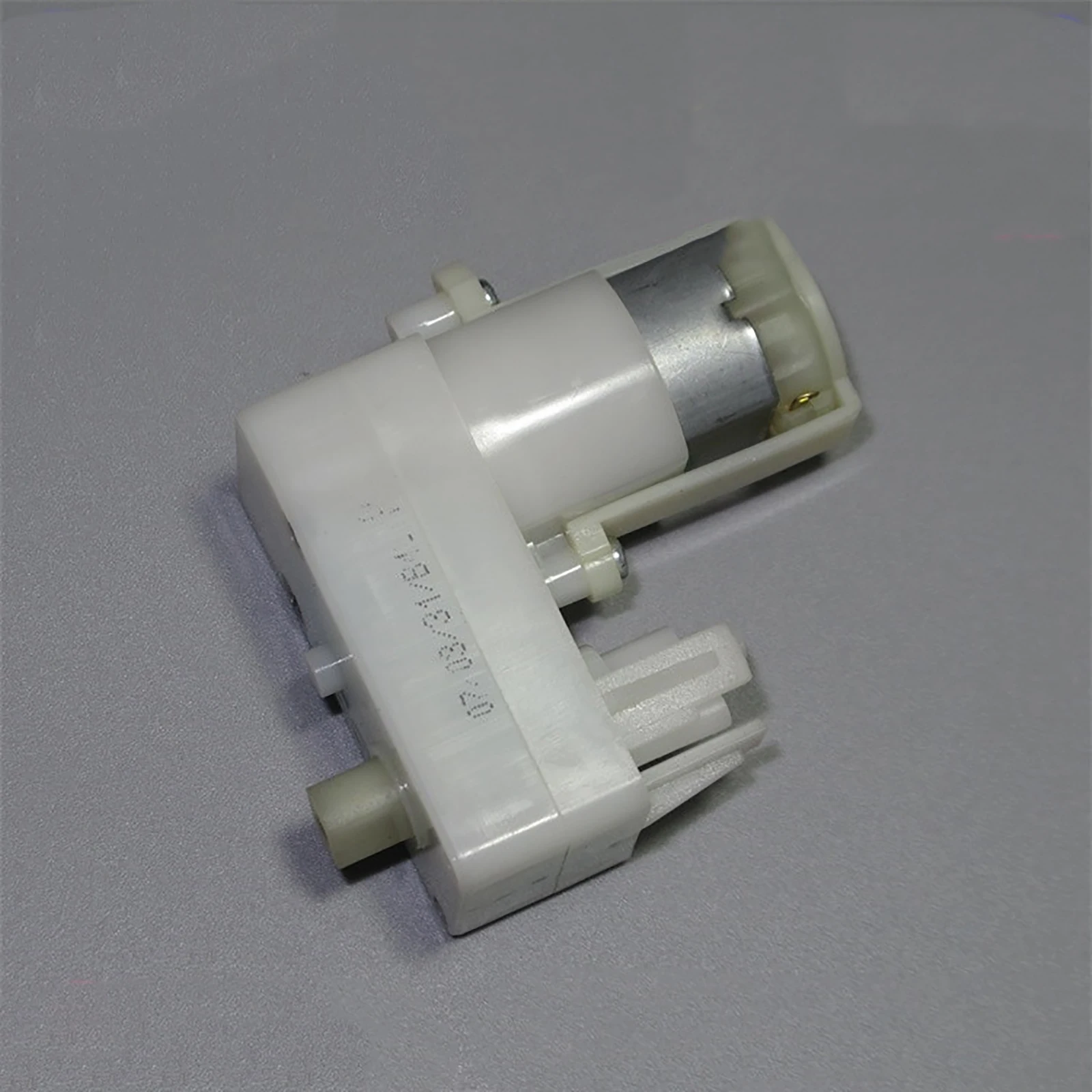

DC 3DC3V5V6V Mini Micro Deceleration Gear Motor With Gearwheel DC Motors for RC Toy Car Accessory Hot Wheels