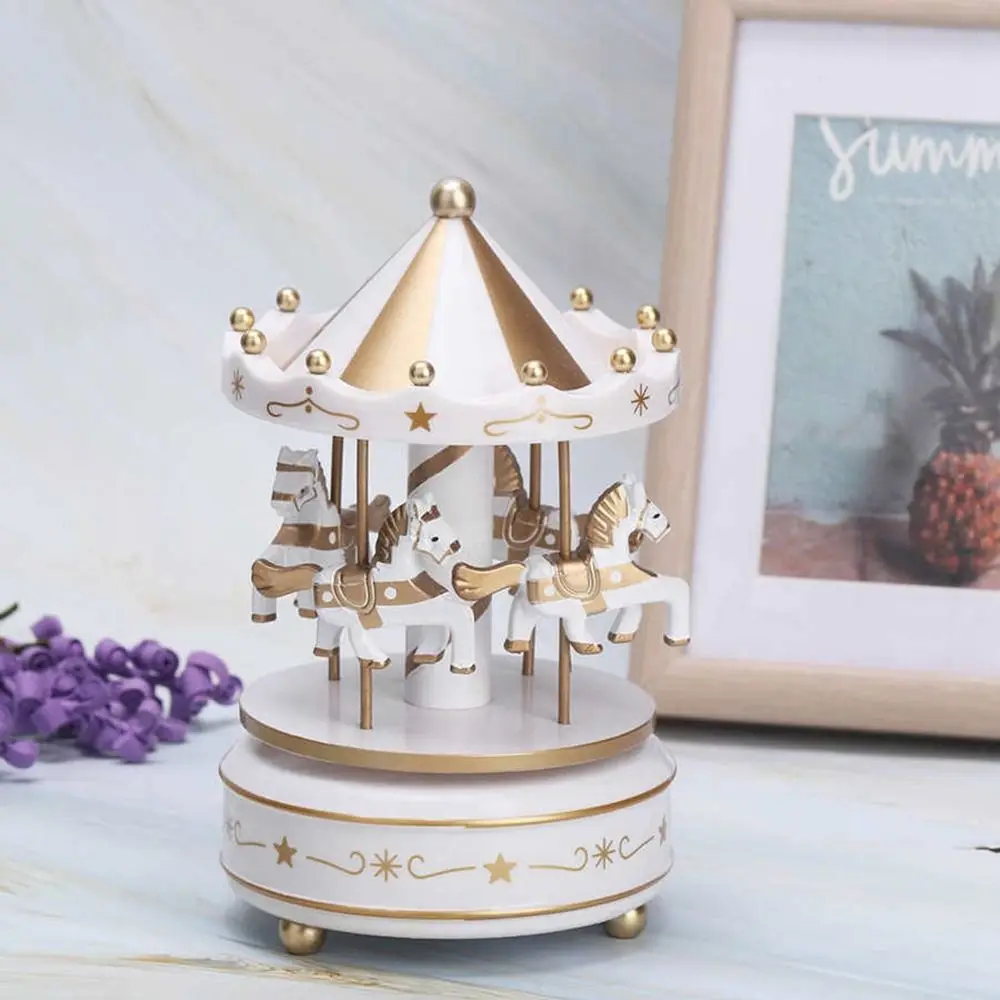 

Exquisite Design Carousel Music Box Carousel Easy Use Ferris Wheel Ornaments Painted Plastic Carousel Cake Accessories