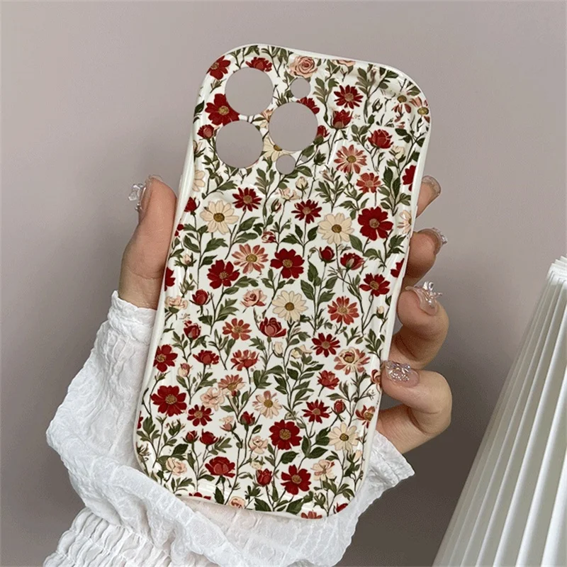 Vintage Floral Phone Case - Elegant and Stylish Design
