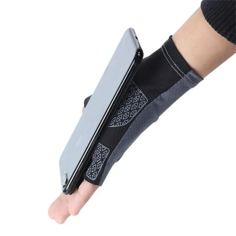 Gym Fitness Half Finger Gloves Female Breathable Anti-Slip Half Finger Glove Summer Fishing Cycling Fingerless Gloves Women 4