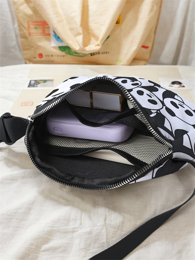 1pc，Panda Family Fashion Adjustable Crossbody Bag, Neutral Sports Waist Bag, Suitable for Running