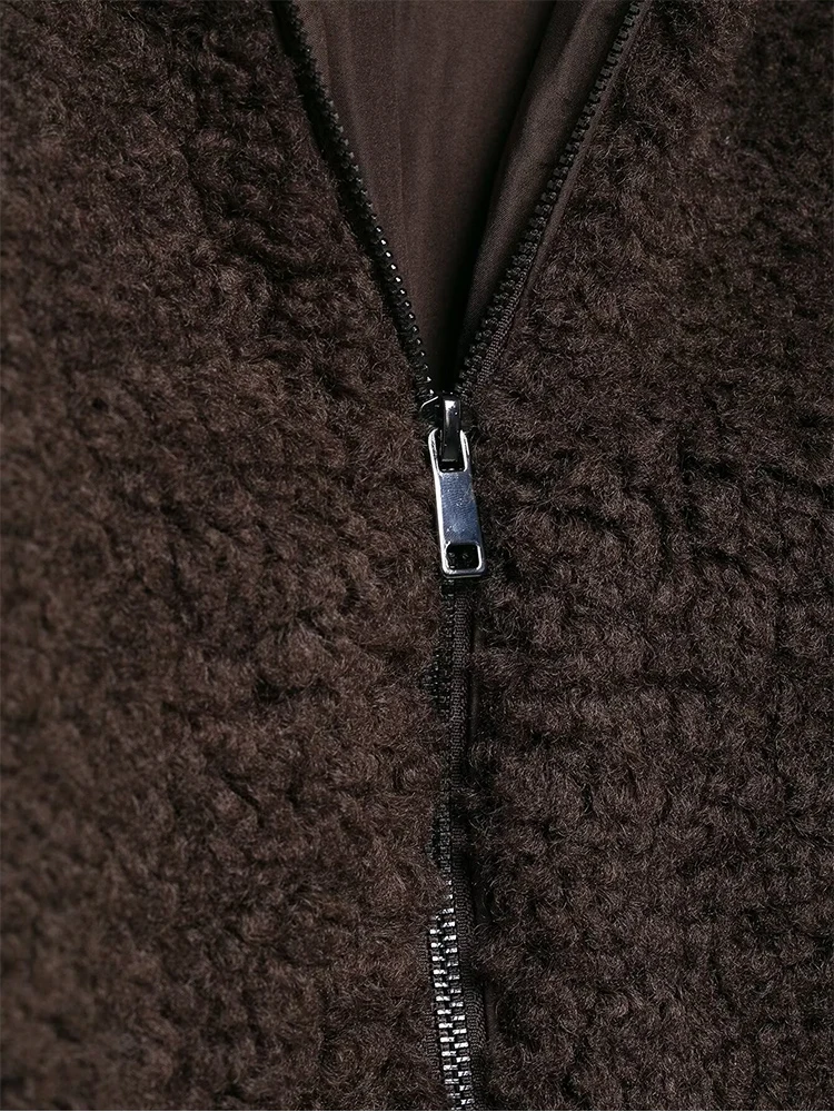 Women Winter Lamb Wool Short Coat Thicken Warm Long Sleeve Turtleneck Street Wear 2025 New Fashion Ladies Solid Zipper Jackets