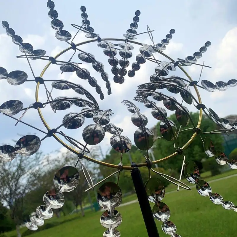 Outdoor Metal Windmill Rotating Outdoor Wrought Iron Unique Magic Circular Metal Windmill Wind Chimes Easy to Install Lawn Toys