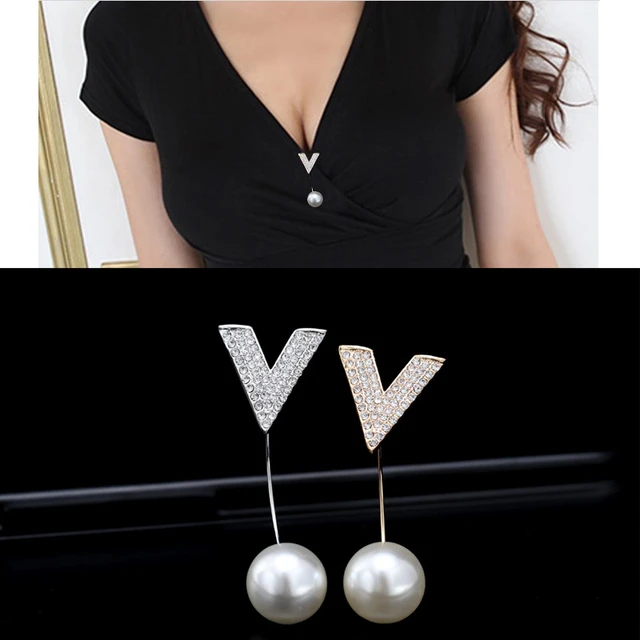 Korean Style Brooch Pin Letter Faux Pearls Ladies Electroplating Sweater  Suit Brooch Jewelry Accessories 