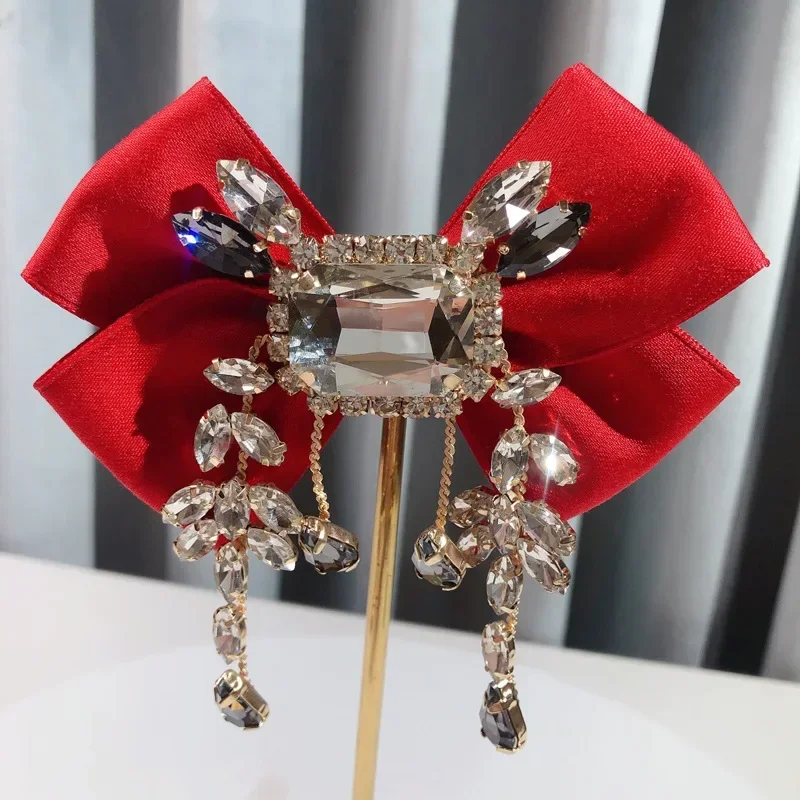 Fabric Bowknot Brooch Rhinestone Tassel British Style Bow Tie Female Shirt Collar Pin Vintage Brooches Women Accessories butterfly brooch,imitation pearl brooch,wheat brooches,animal brooch,cartoon brooch,waist brooch,fashion brooch set,croissant brooches,heart shape brooch,bee crystal brooch,shawl brooch,pearl brooches,doctor stethoscope brooch,personalized brooches,pin brooches,clothing brooch,viking brooch,hijab brooch,flower brooch,crystal brooch,art brooches,enamel brooches,acrylic brooches,bike brooch,national flag brooch,metal brooches,bee brooch