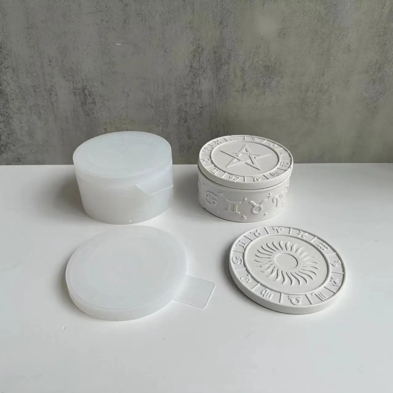 Баночки из гипса. Гипсовые коробки. Гипсовые коробки. Чаша из гипса. Гипсовые коробки.