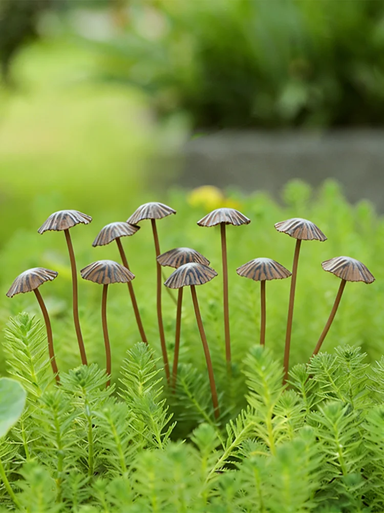 1/5/6/8/10 Stück: Retro-Pilz-Gartenstecker aus Metall, perfekt für die Frühlingsdekoration im Freien und als lustige Dekoration für Ihren Garten – Detail 8
