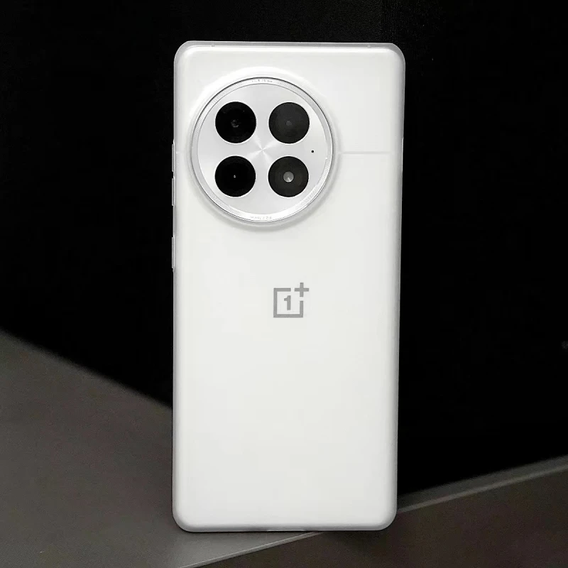 Matte Clear Hard Silicone Back Cover - Slim Thin Stripe Shell