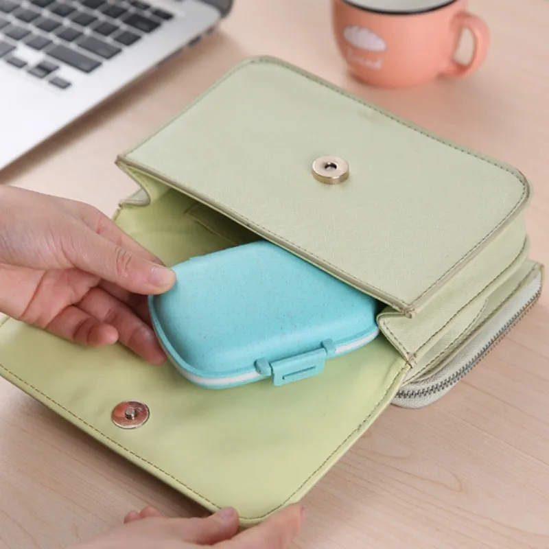 Pill Portable Travel Cases 8 Grids Medicine Storage Box With Seal Ring Small Box For Tablets Wheat Straw C_voghion.com
