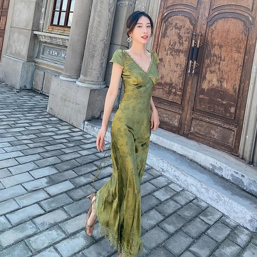 

2023 Elegant Green V-Neck Satin Jacquard Dress Women's Backless Sexy Maxi Dress Summer Ladies Robe Vintage Vestidos Female Cloth
