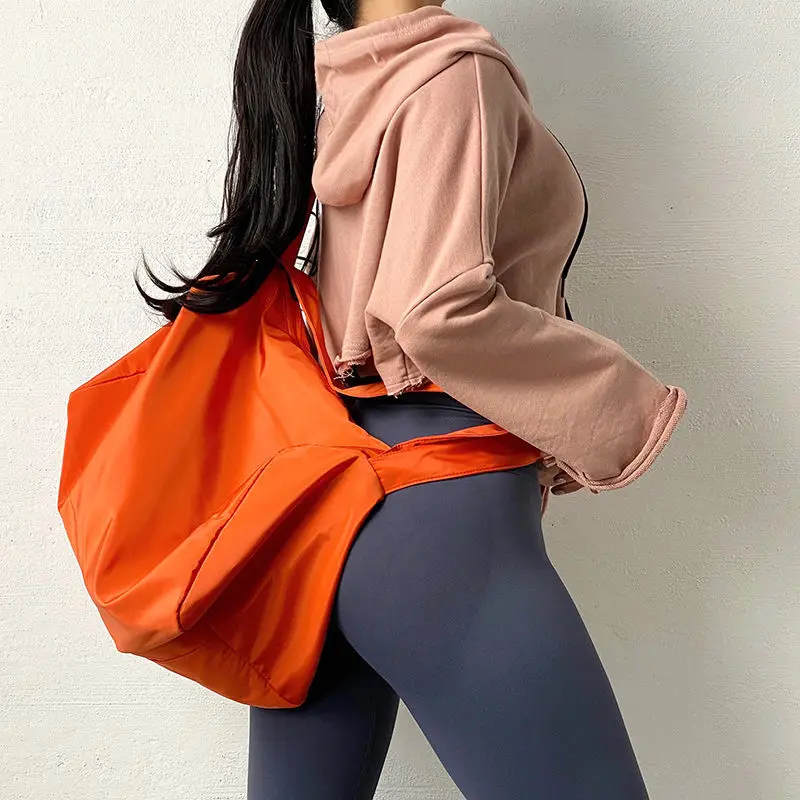 

QUESHARK Candy Color Large Capacity Gym Bag Portable Hand-Held Short-Distance Travel Commuter Bag Fitness Crossbody Backpack