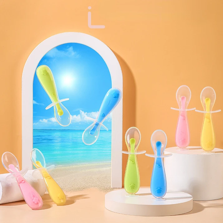 Baby Silicone Spoon Baby Rice Paste Feeding Soft Headed Soup Training Children&rsquo;s Silicone Short Spoon with Baffle silicone feeding set