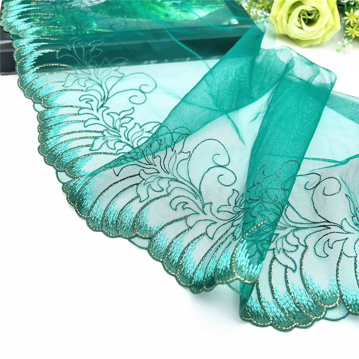 3y/lot Width 25cm Green Shiny Non-Elastic Embroidery Lace Trim Clothing Accessories Dress Sewing Applique Costume Lace Wedding 5