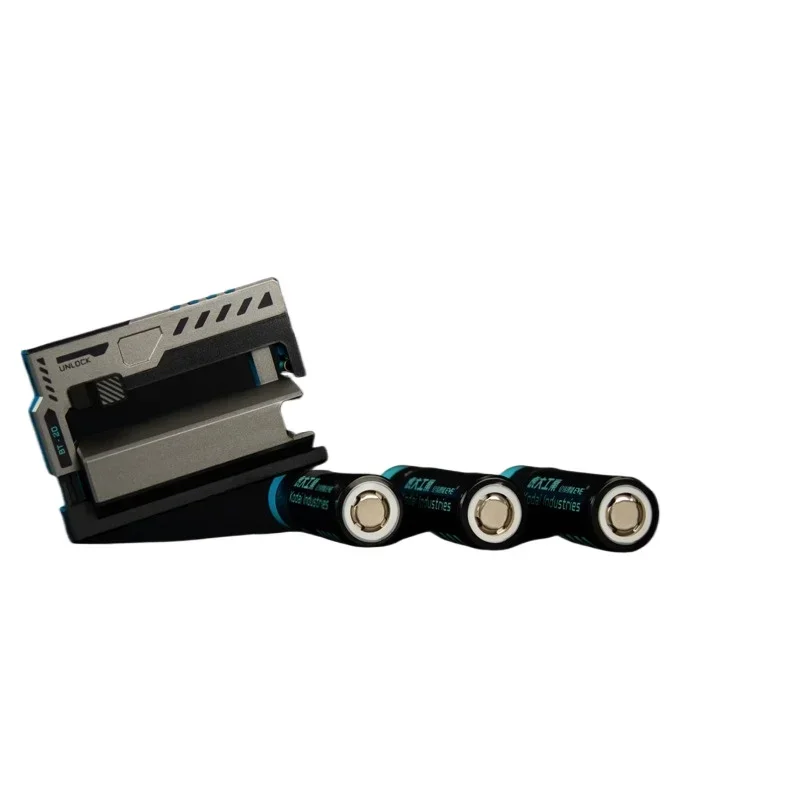 

BT-20 MK2 Little Helper Tactical Replaceable Mobile Power/battery Charger/Replaceable Charging Bank