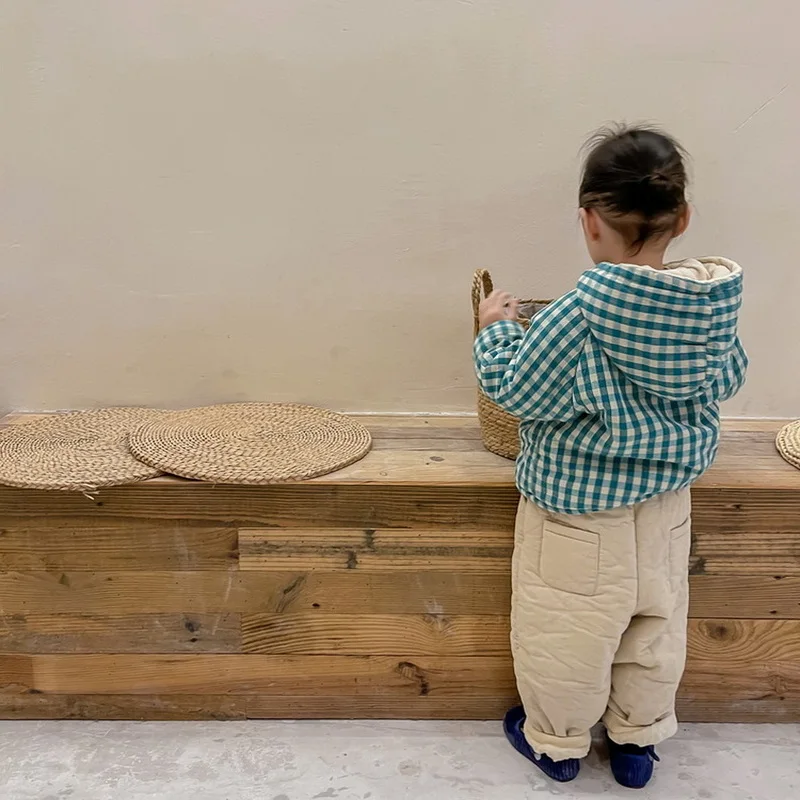 ���� �ܿ� �ҳ� �ҳ� ��Ʈ, üũ ���� �� �Ҹ� �β��� ��ư �е� �Ƿ�, ������ �ĵ� ��Ʈ, ��� �ƿ����� E21807