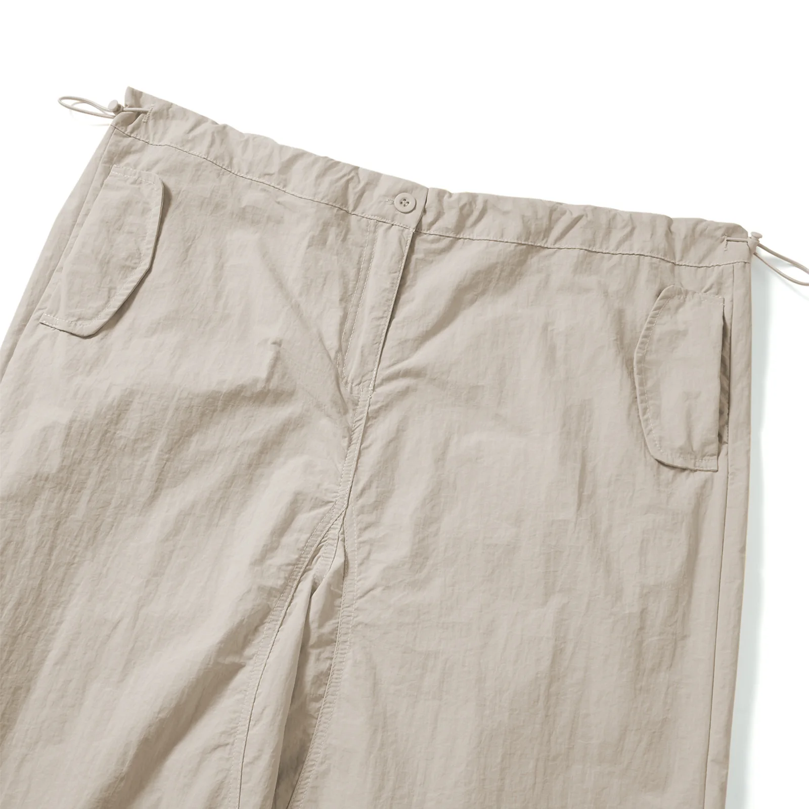 Рисунок 5 - Женские однотонные свободные брюки на шнуровке